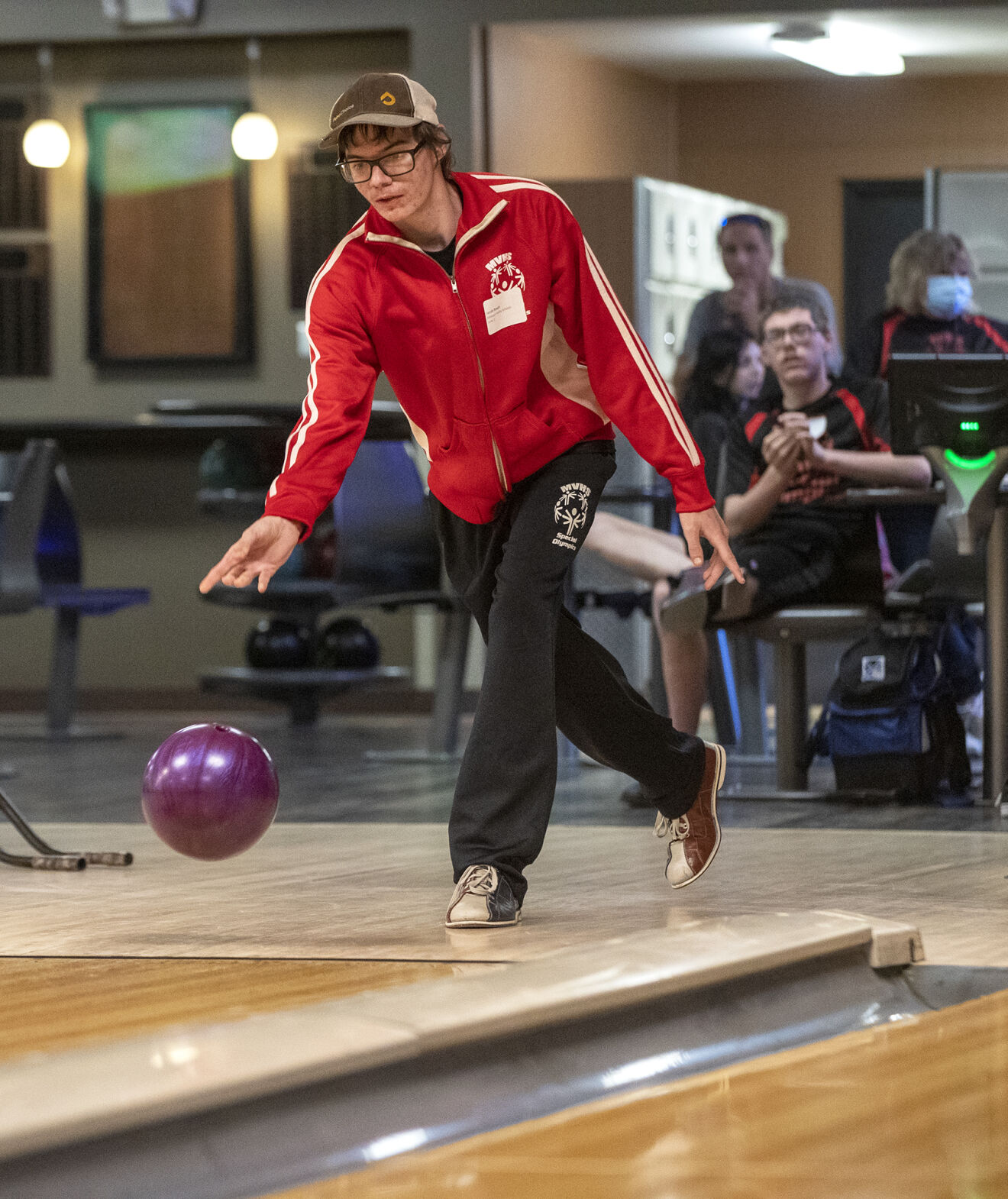 101321-cbn-news-sobowling-p5